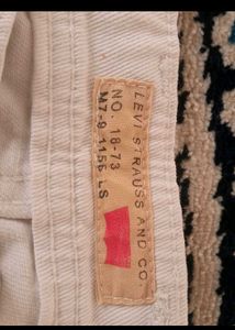 ❗️Sale ❗️Levi's Originals White Jeans..