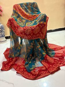 Beautiful Floral Print Saree