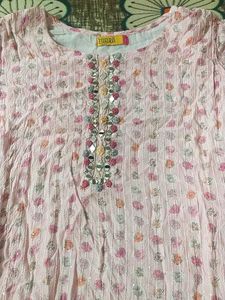 Beautiful Pink Floral Kurta