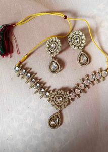Kundan Necklace and Earring Set