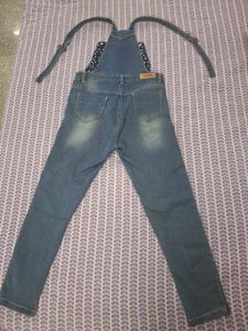 Stylish Blue Denim Overalls for Women