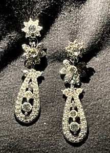 Elegant Crystal Drop Earrings