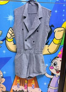 Sleeveless Grey Double-Breasted Romper