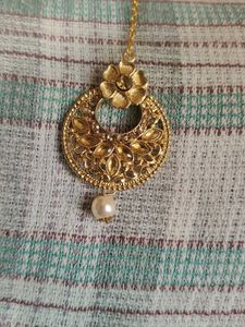 Gold-tone Indian Jewelry Set