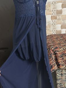 nevy blue nightgown