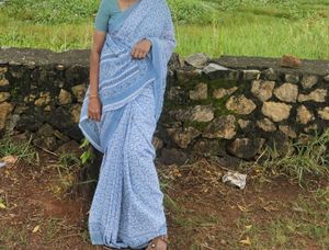 Elegant Teal Saree with White Print