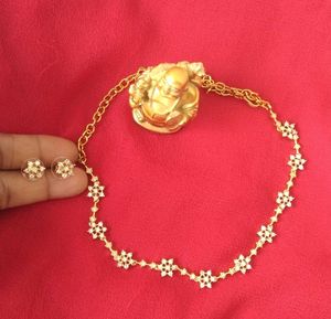 Sparkling Star Necklace and Earring Set