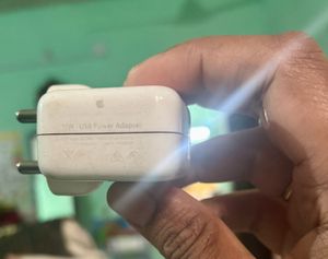 Apple 10W USB Power Adapter