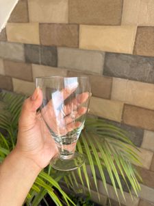 Set of 2 Wine Glasses