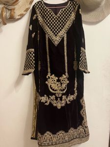 Elegant Velvet Kurta Set with Dupatta