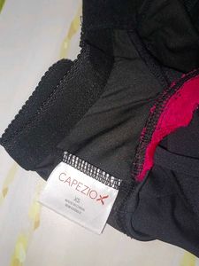 (200)Black Lace-Trim Bralette