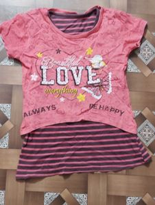 Cute orange "LOVE" Graphic T-Shirt