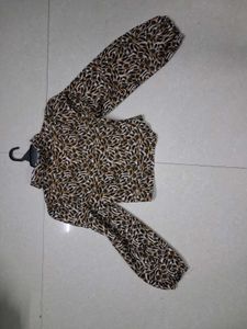 Stylish Leopard Print Smocked Top