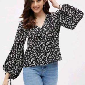Chic Floral Bell Sleeve Top
