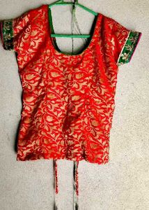 red colour lehenga