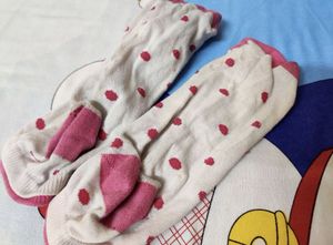 Cute Polka Dot Socks 🧦🧦