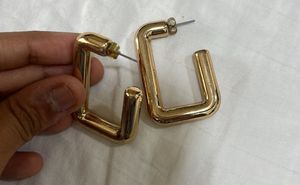 Chic Gold Square Hoop Earrings
