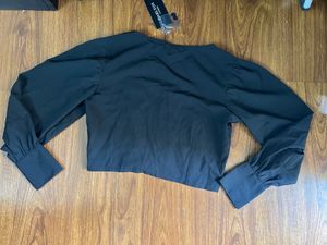 Carlton London Black Square Neck Top