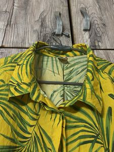 Vibrant Tropical Leaf Print Shirt