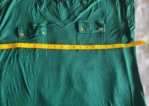 Green V-Neck Pocket T-Shirt