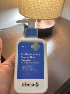 The Derma Co 2% Niacinamide Gentle Cleanser