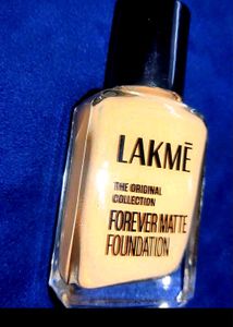 2 Two Lakme Ultimate Glam Foundation (Natural shel