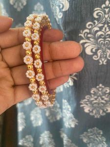 Elegant White Flower Gold Bangles rajputi bangdi c