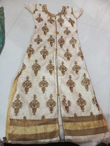 Elegant Embroidered Kurta Set