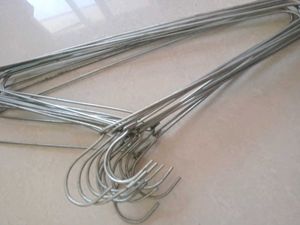 Lot of 20 Metal Hangers