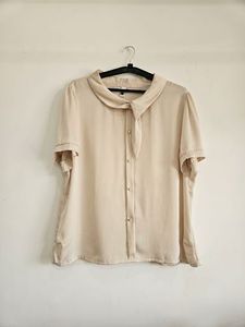 Elegant Beige Short Sleeve Blouse
