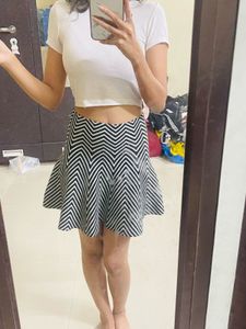 Chic Black &amp; White Skirt