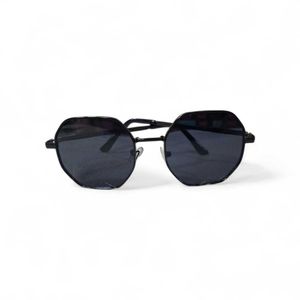 Stylish Black Hexagonal Sunglasses