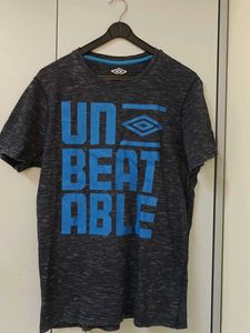 Umbro "UNBEATABLE" T-Shirt