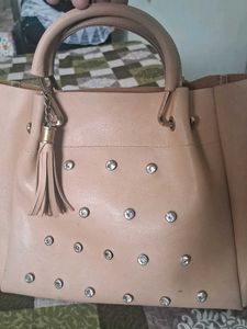 u can make a combo too with blue gown nd Hobo Bag
