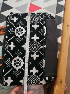 Unique Pattern Handbag with plastic  Handle