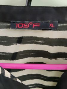Beautiful ❤️ 109F Top For Sale