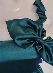 Elegant Teal Satin Gown with Bow Detail