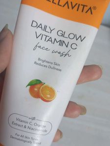 Bellavita Daily Glow Vitamin C Face Wash
