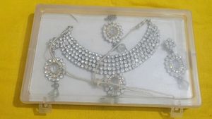 Sparkling Silver Jewelry Set