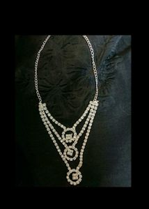 Combo Of 3 AD Necklace And Korean Clips