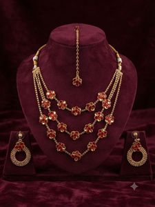 Gold Tone Necklace & Earring Set