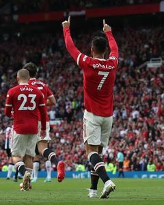 CR7 Man Utd Signing re-tribute  football jersey