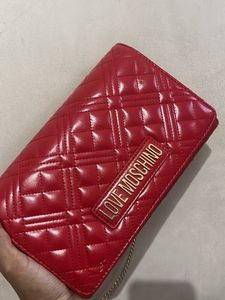 LOVE MOSCHINO Quilted Red sling bag with dustbag