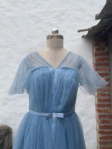 Elegant Blue Tulle Midi Dress