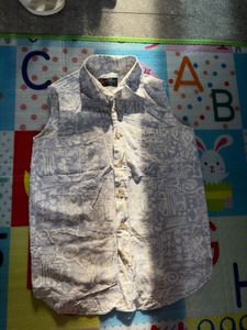 Sleeveless Printed Button-Up Shirt
