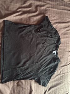 Black Basic T-Shirt