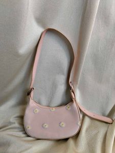 Cute Pink Daisy Shoulder Bag