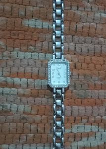 Ladies Hand Watch