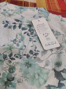Beautiful Floral Print Blouse