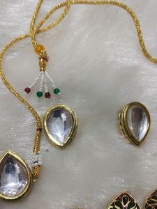 Kundan Necklace Set